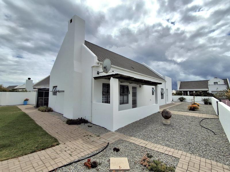 2 Bedroom Property for Sale in Golden Mile Western Cape